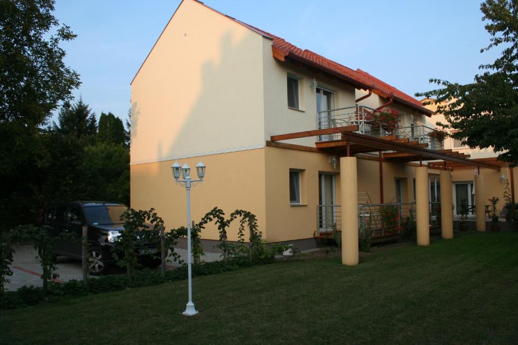 Luca Apartments ザラカロシュ エクステリア 写真
